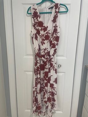 White House Black Market Sleeveless Floral High-Low Hem Dress